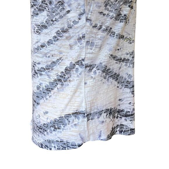 Cato Women's Tie-Dye T-Shirt with Studded Embellishment Gray White Medium - Picture 10 of 13